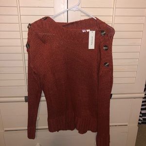 Cute sweater with buttons!!